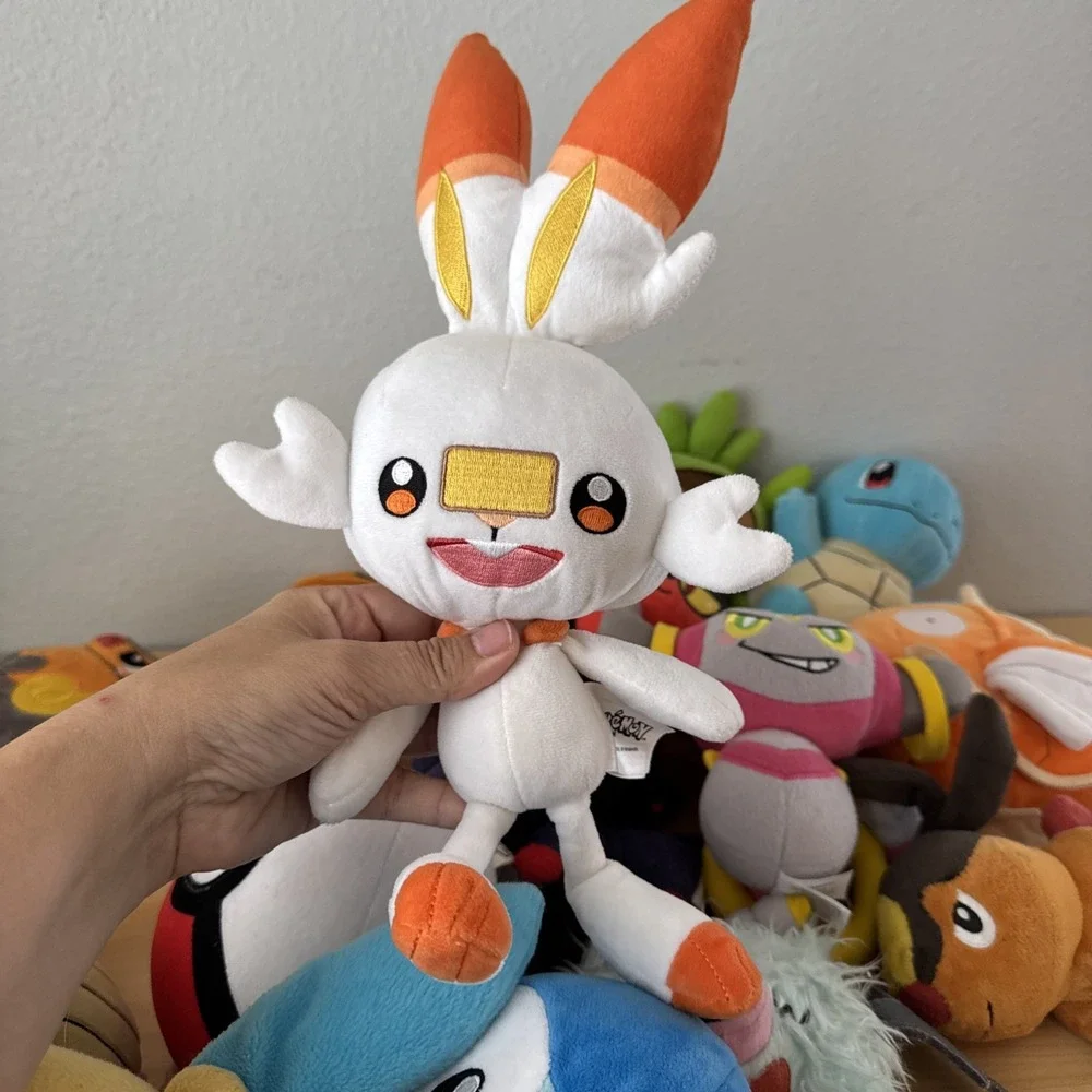 Pokemon Plush Toy Mixed Huge Lot of 15 Tomy Magicarp Scorbunny Dragonite Minun